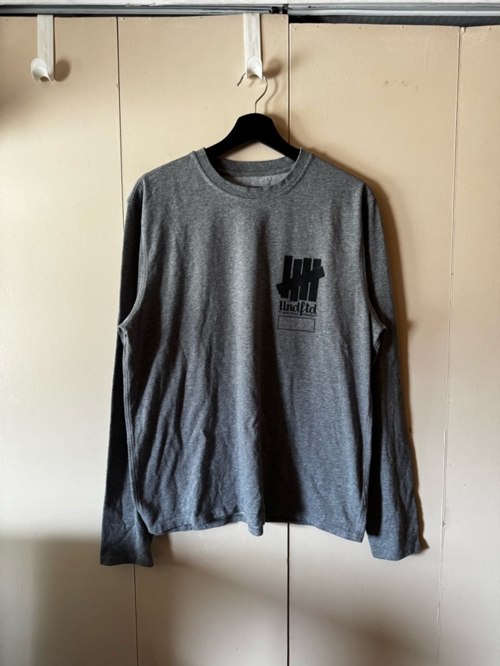Undefeated Gray Long Sleeve Crewneck with Chest Logo